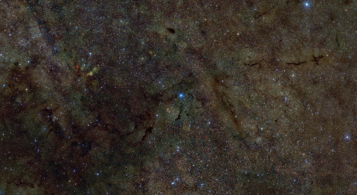 X-ray (blue) + IR/optical composite of Milky Way centered on the X-ray binary GX 340+0